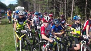 Aidan Lemorande (center)